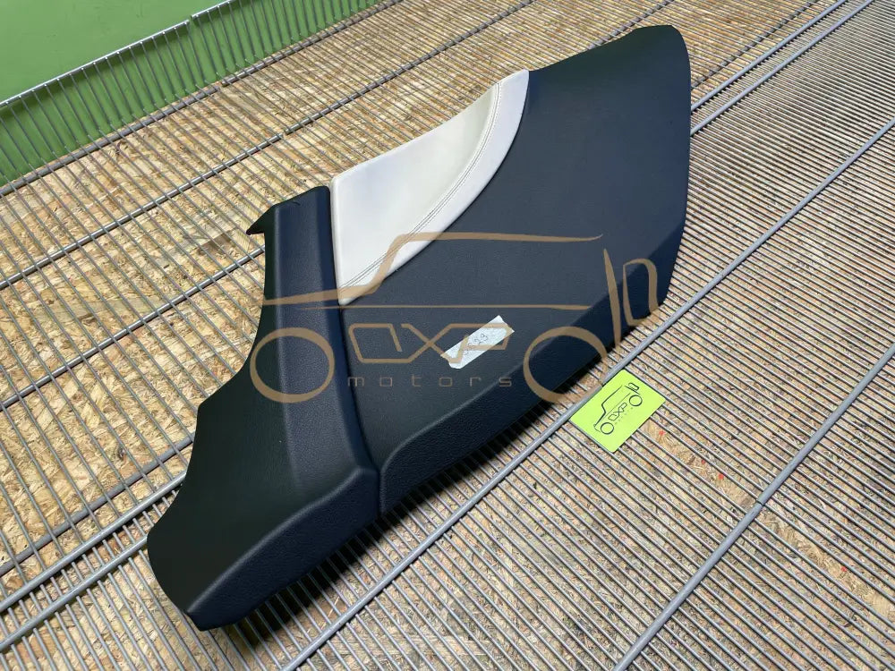 BMW Gran Turismo F07 Left door cover trim seats - door cover trim