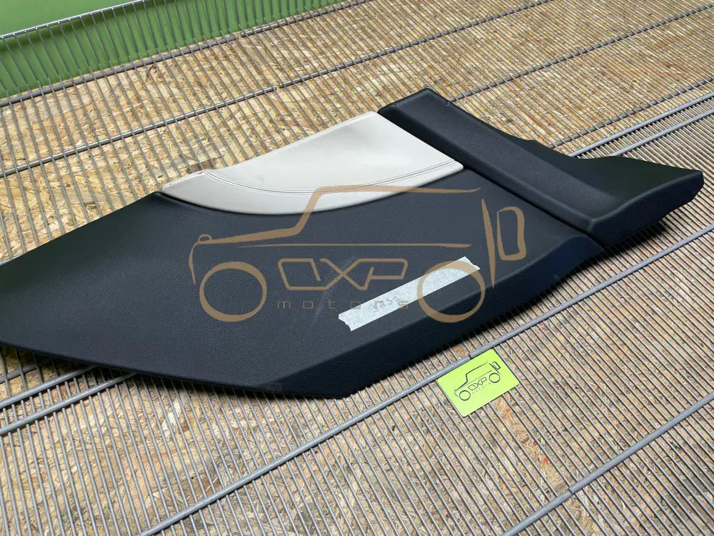 BMW Gran Turismo F07 Right door cover trim seats - door cover trim