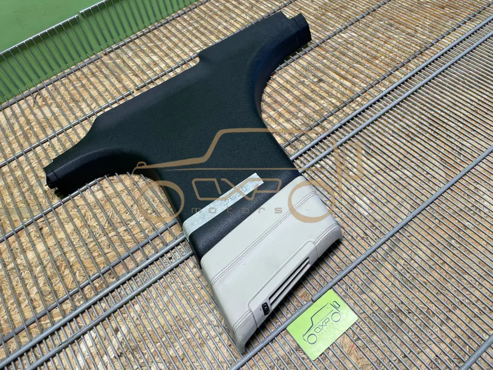 BMW Gran Turismo F07 Right side B-Pillar trim - b-pillar trim