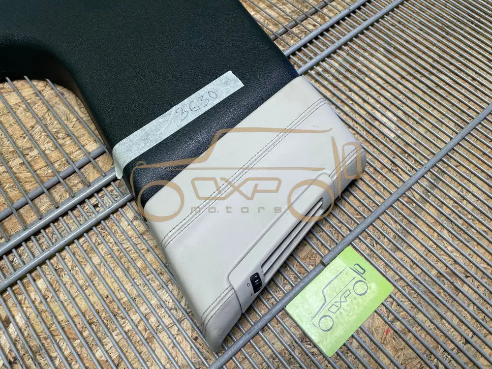 BMW Gran Turismo F07 Right side B-Pillar trim - b-pillar trim