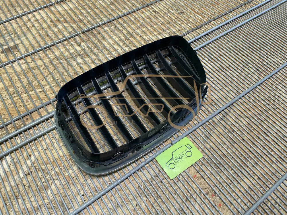 BMW GT F05 Front grille left - front grille