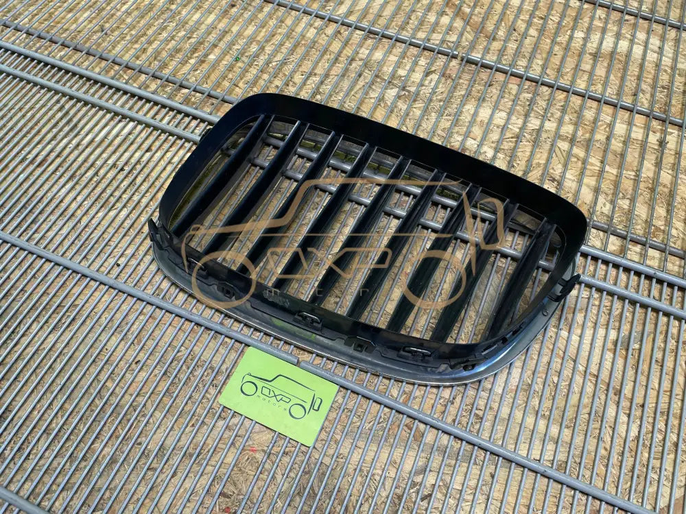 BMW GT F05 Front grille left - front grille