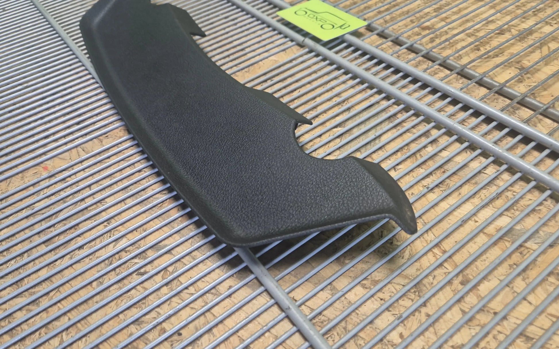 BMW Series 5 F10 Seat Trim Details - seat trim