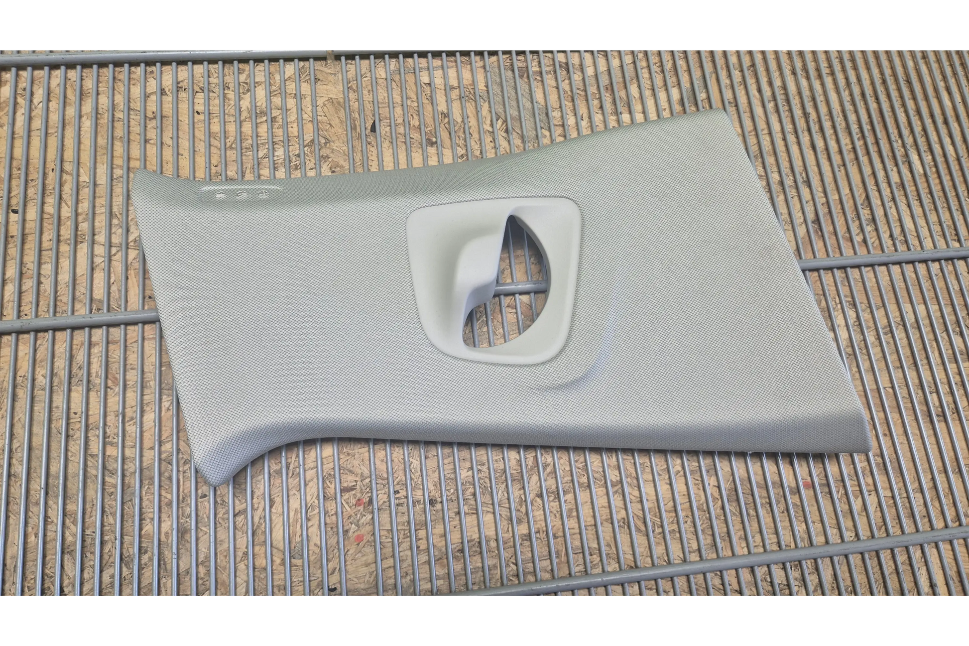 BMW 5 G30 Right side B-Pillar trim - b-pillar trim