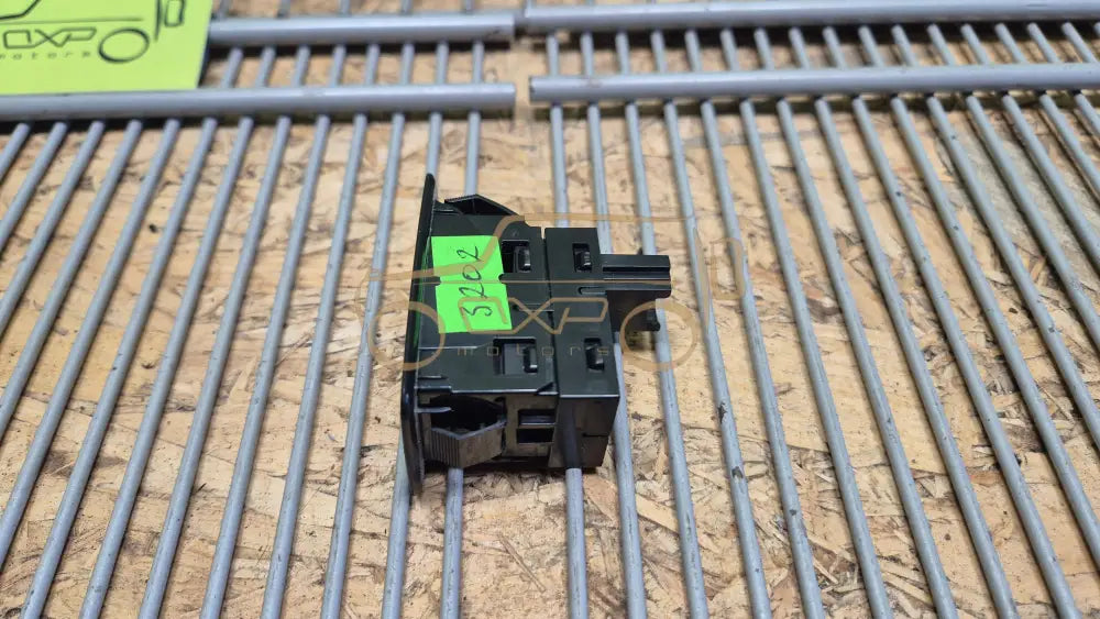 BMW X3 2nd Series Rear left control panel - control panel