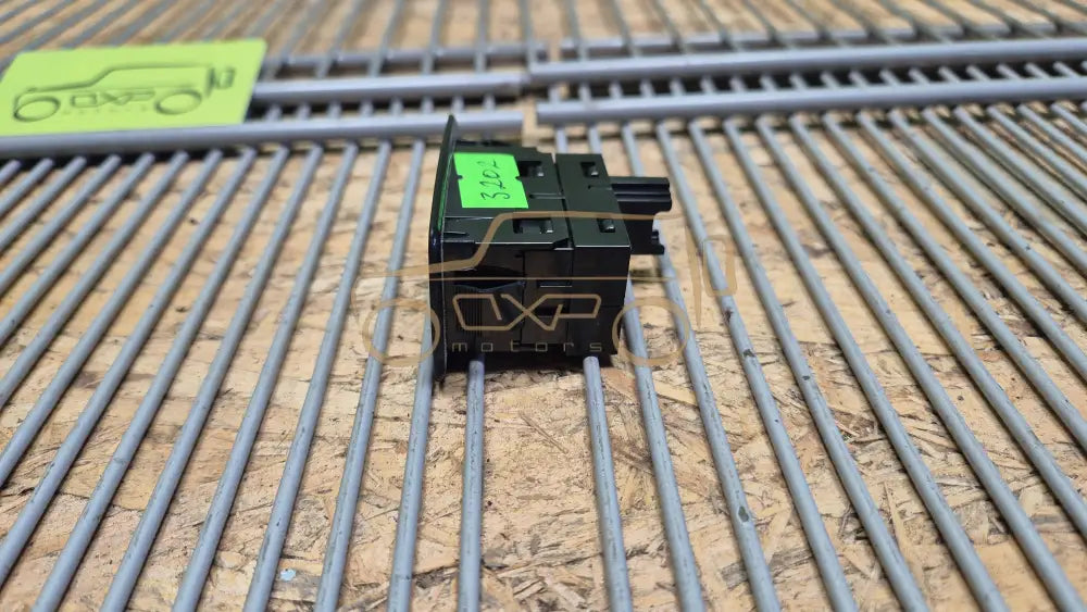 BMW X3 2nd Series Rear left control panel - control panel