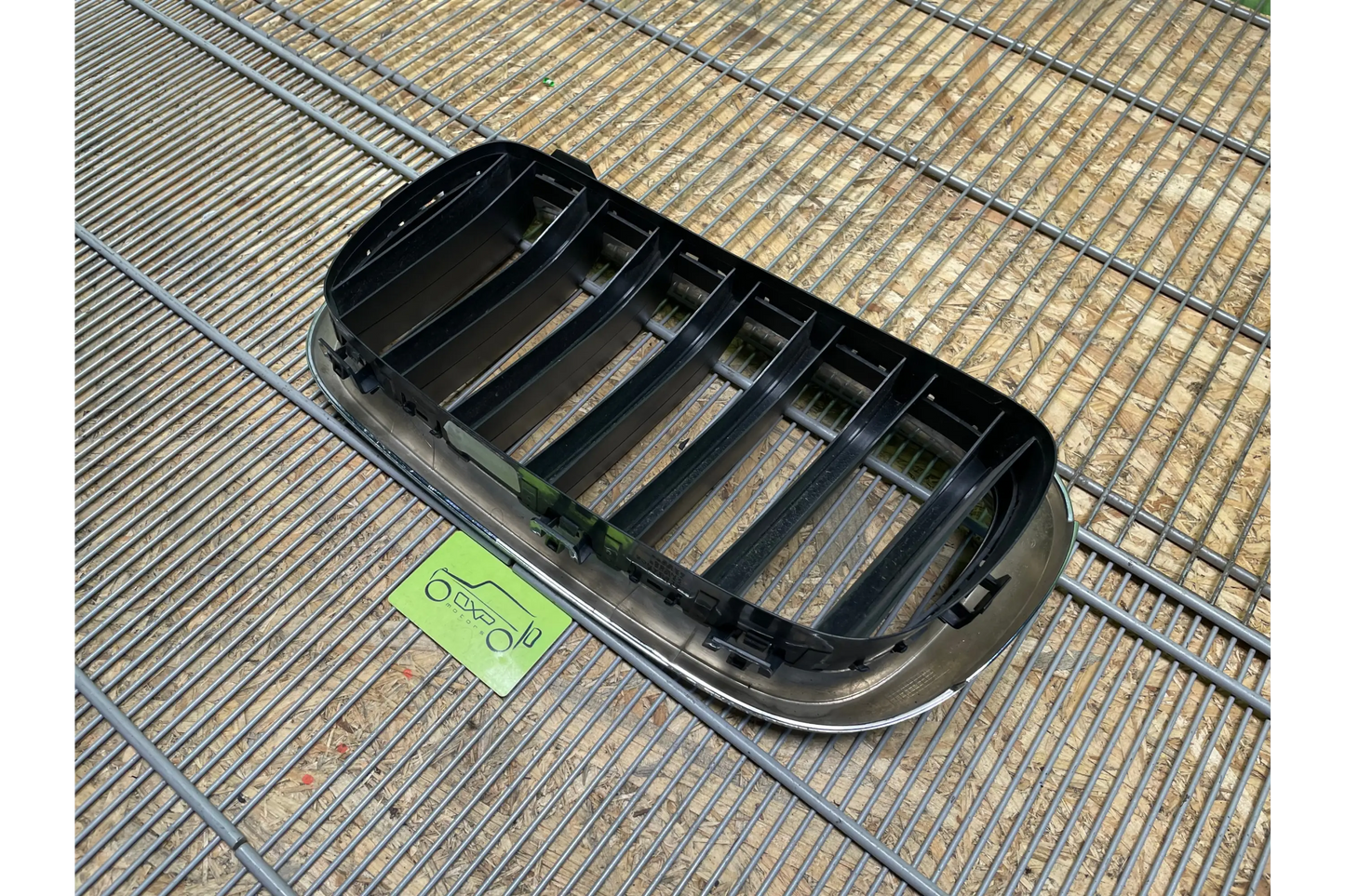 BMW F15 X5 Front Right Kidney Grille - kidney grille