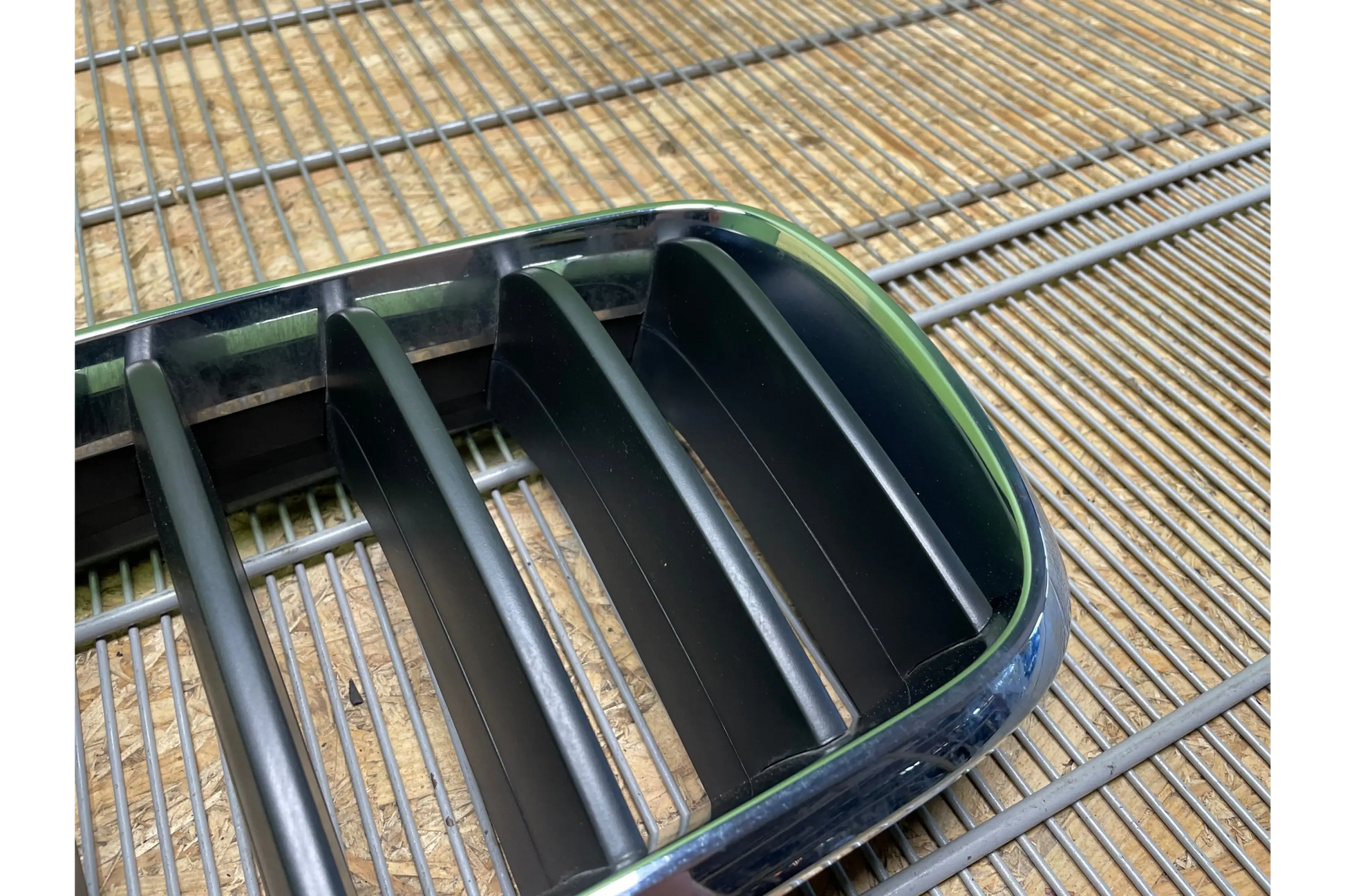 BMW F15 X5 Front Right Kidney Grille - kidney grille