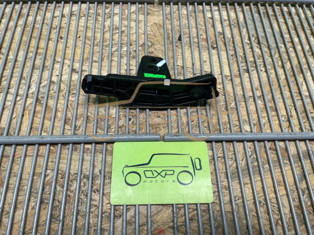 BMW X5 G05 Front right bumper bracket - bumper bracket