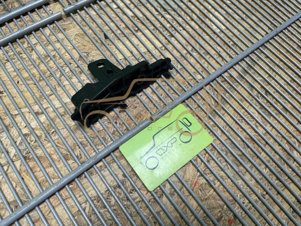 BMW X5 G05 Front right bumper bracket - bumper bracket