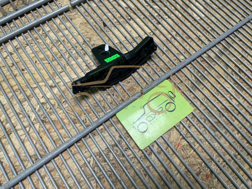 BMW X5 G05 Front right bumper bracket - bumper bracket