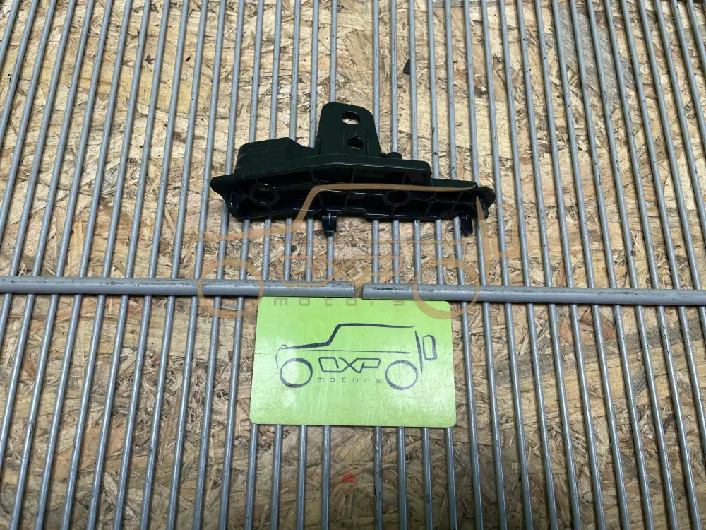 BMW X5 G05 Front right bumper bracket - bumper bracket