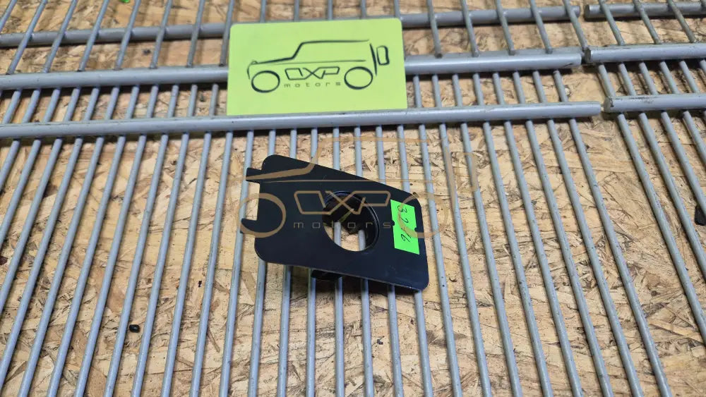 BMW X5 G05 Front right bumper sensor bracket - bumper sensor bracket