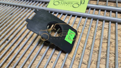 BMW X5 G05 Front right bumper sensor bracket - bumper sensor bracket