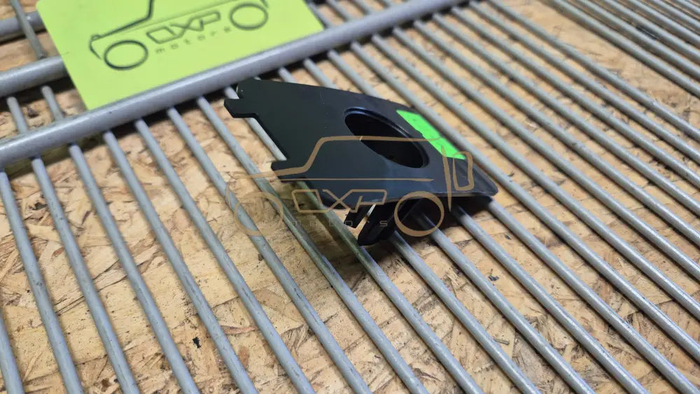 BMW X5 G05 Front right bumper sensor bracket - bumper sensor bracket