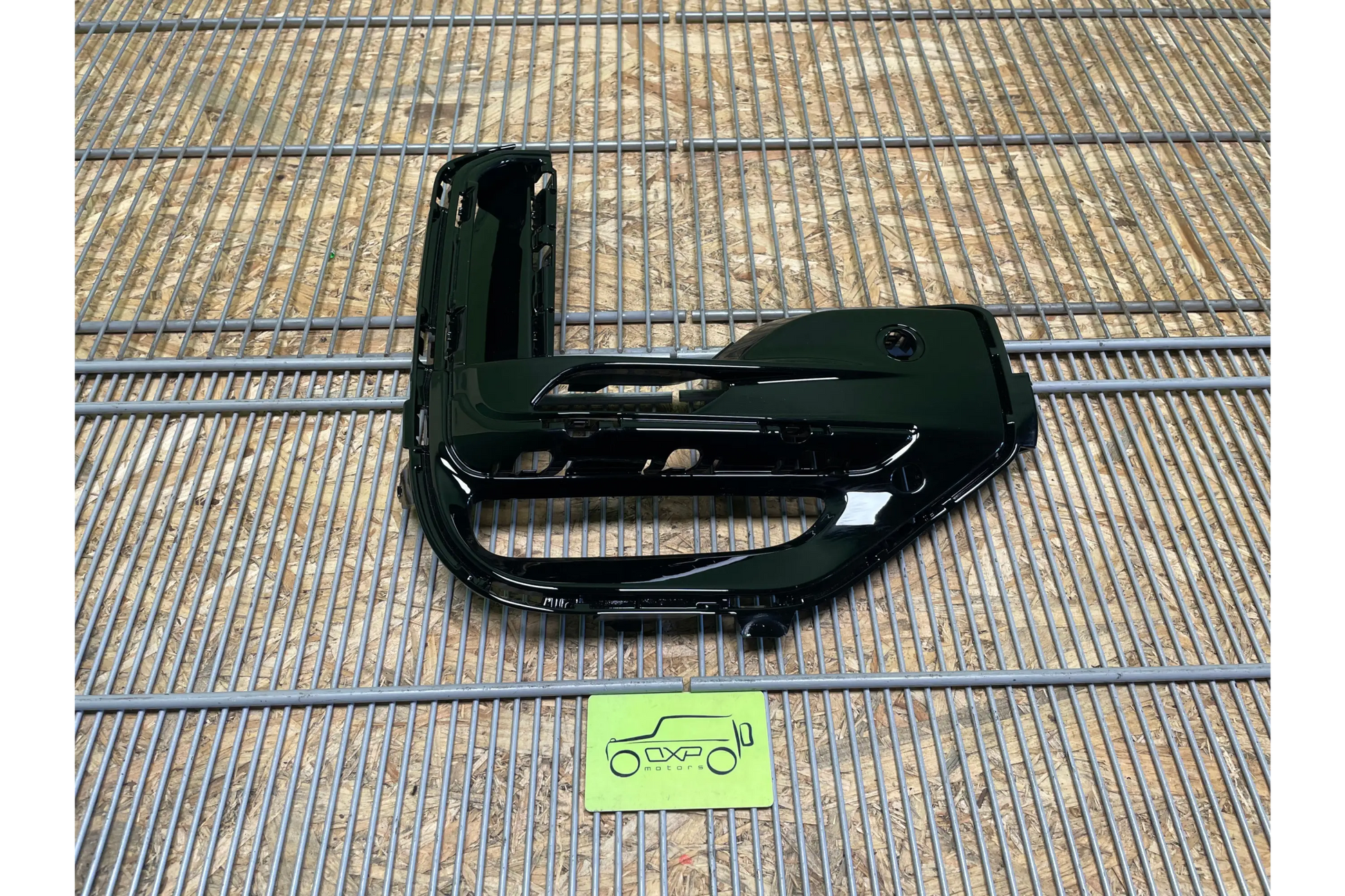 BMW X5 G05 M New Front Left Fog Light Cover - fog light cover