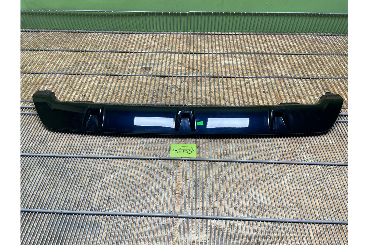 BMW X5 G05 M-Sport rear bumper lower diffuser - diffuser