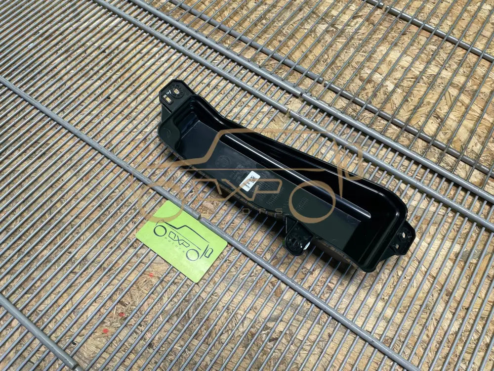 BMW X5 G05 Right Fog Light Cover - fog light cover