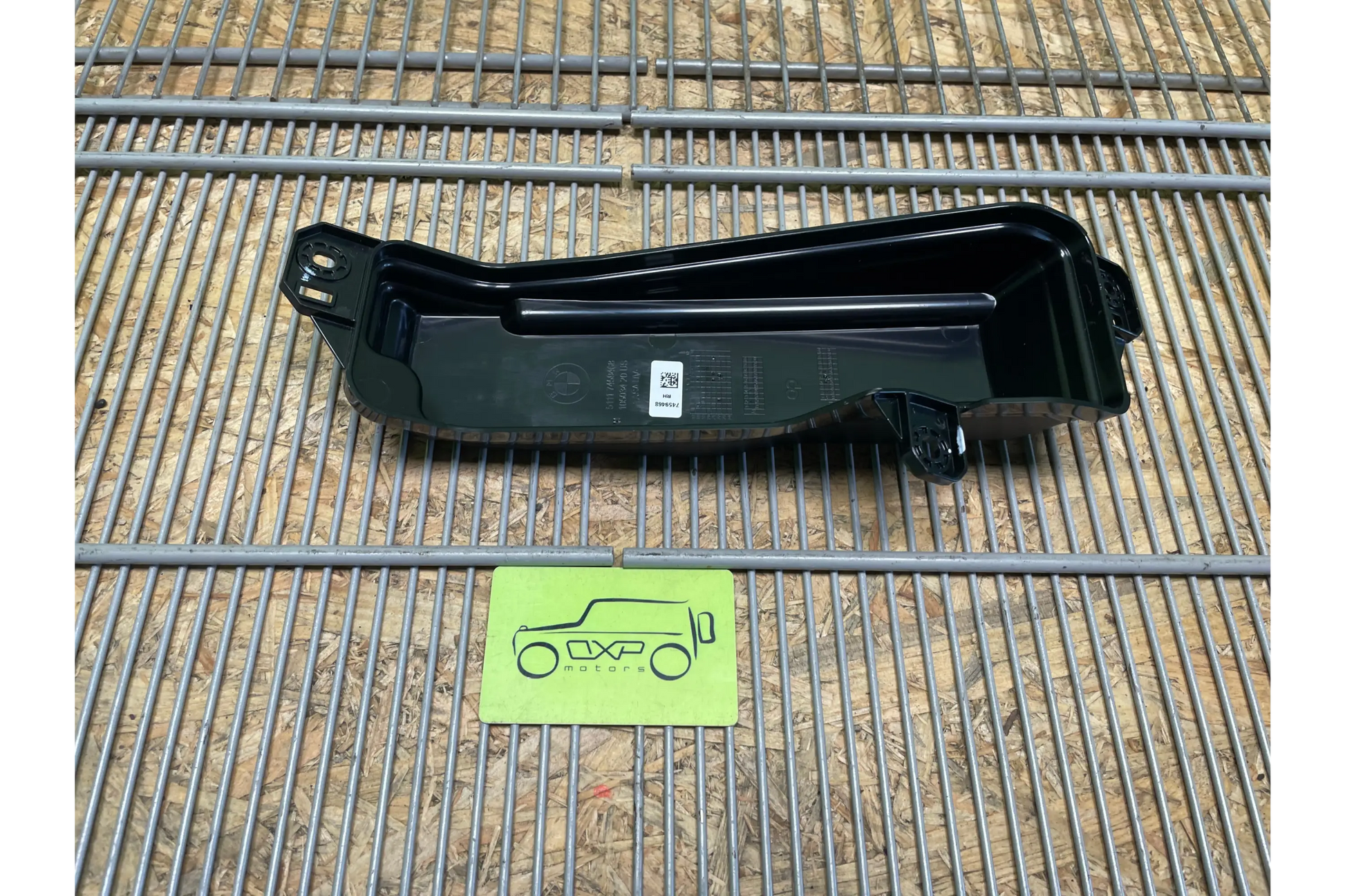 BMW X5 G05 Right Fog Light Cover - bumper cover