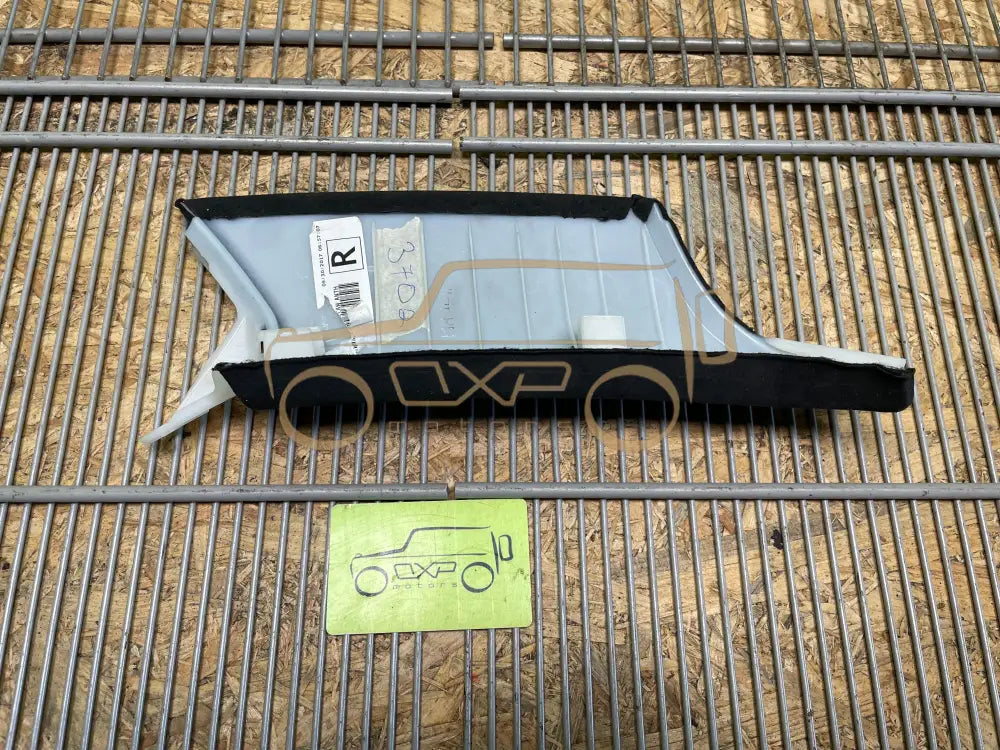 BMW X6 F16 Right C-Pillar trim - c-pillar trim cover