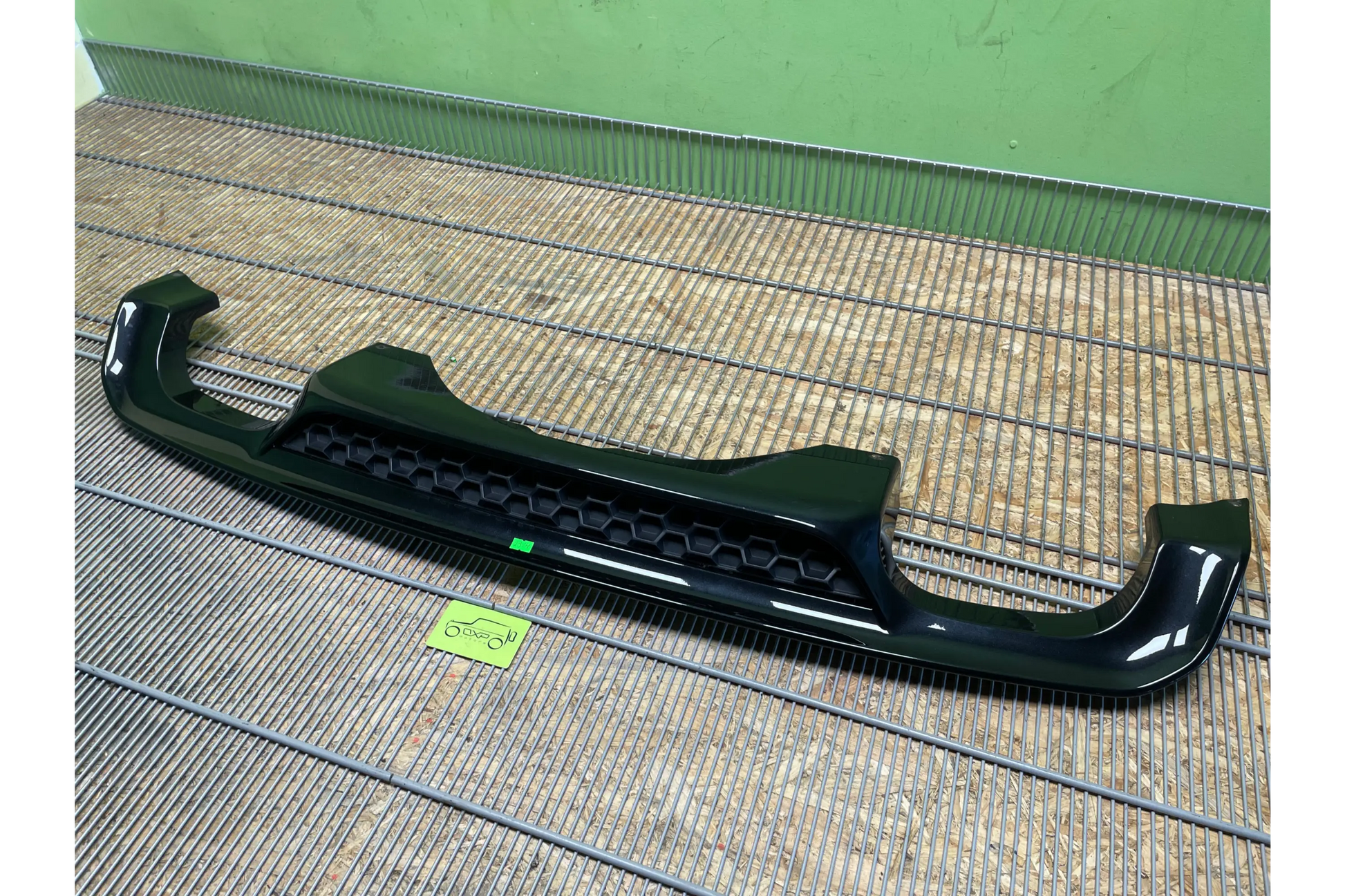 BMW X6M F86 Rear bumper diffuser - diffuser