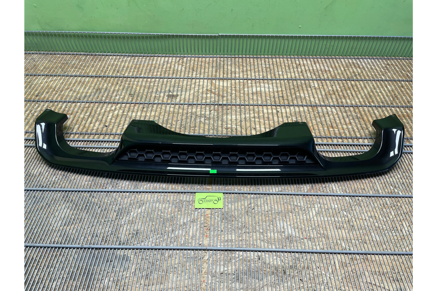 BMW X6M F86 Rear bumper diffuser - diffuser