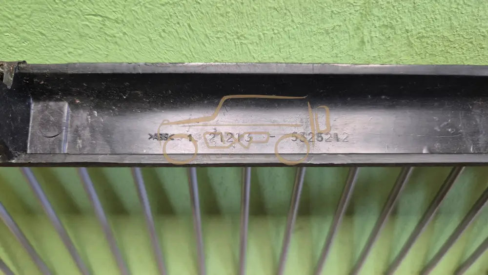 Lada Niva 1.7 Radio console - radio console