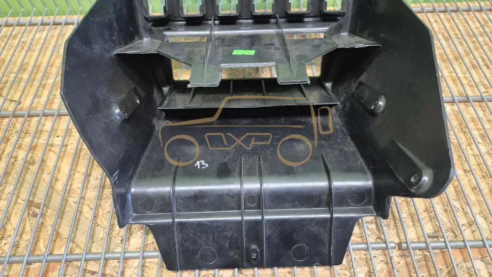 Lada Niva 1.7 Radio console - radio console