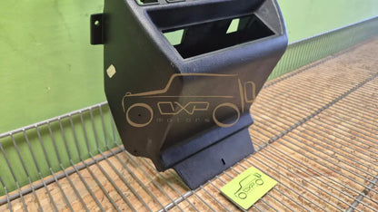 Lada Niva 1.7 Radio console - radio console