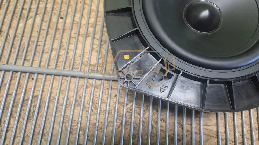 LAND ROVER RANGE ROVER Discovery 5 Front Door Speakers - door speaker