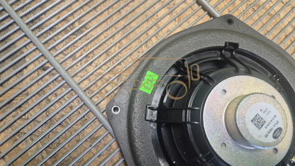 LAND ROVER RANGE ROVER Discovery 5 Front Door Speakers - door speaker