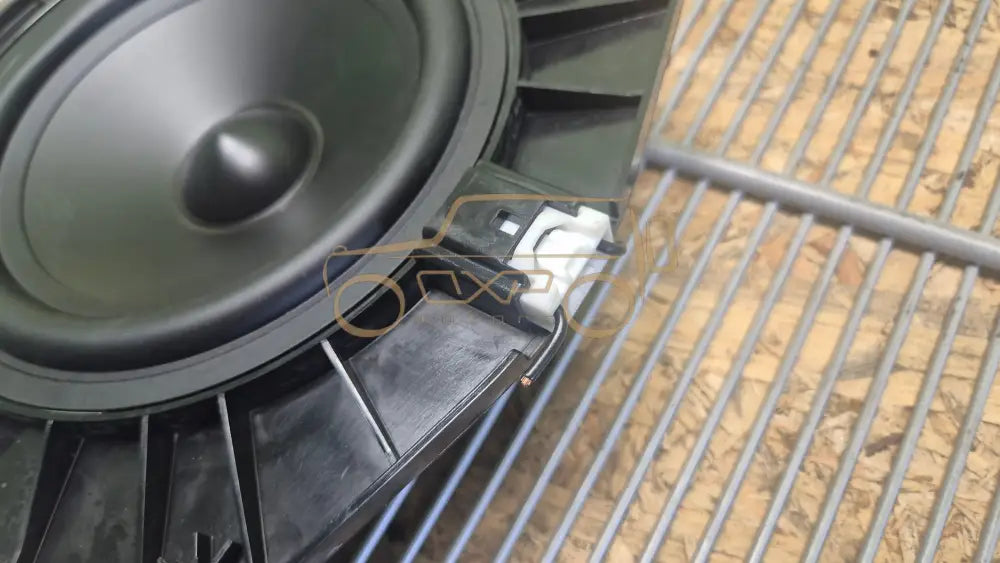 LAND ROVER RANGE ROVER Discovery 5 Front Door Speakers - door speaker