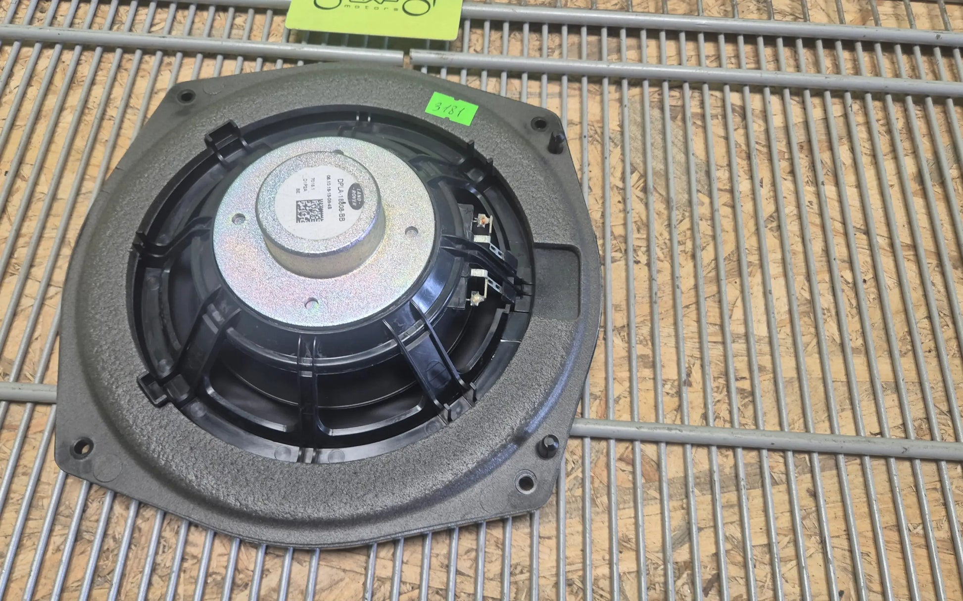 LAND ROVER RANGE ROVER Discovery 5 Front Door Speakers - door speaker