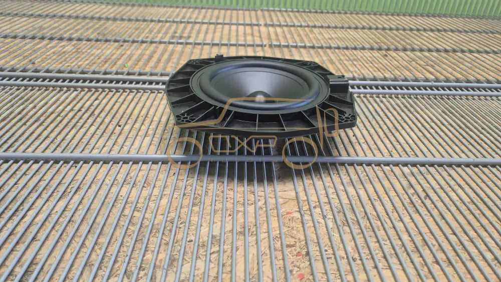 LAND ROVER RANGE ROVER Discovery 5 Front Door Speakers - door speaker