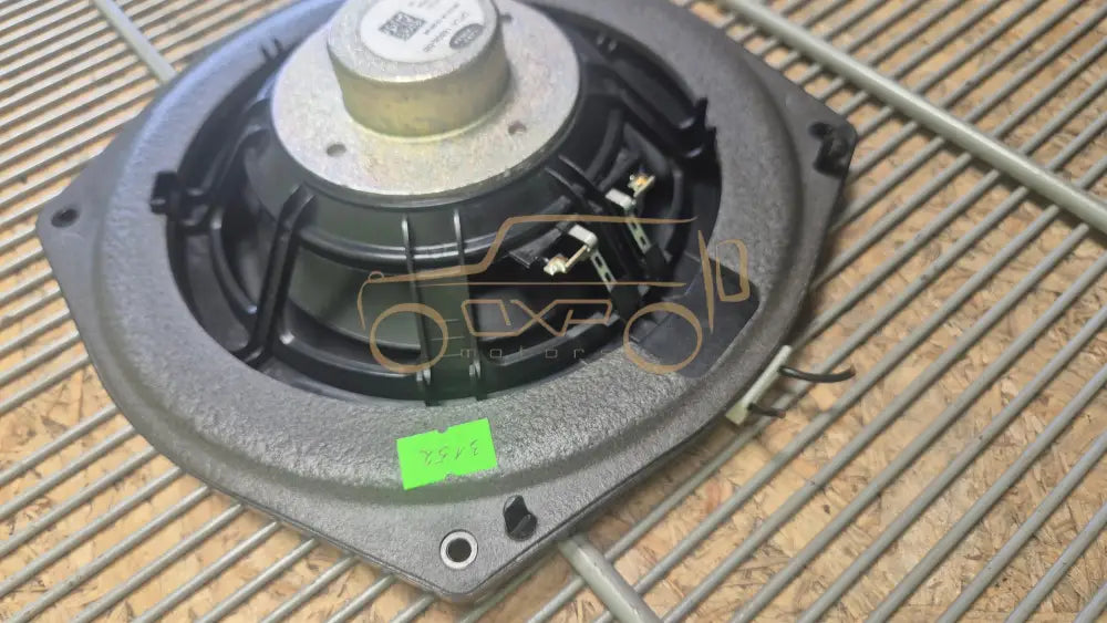 LAND ROVER RANGE ROVER Discovery L462 Front right door speaker - door speaker
