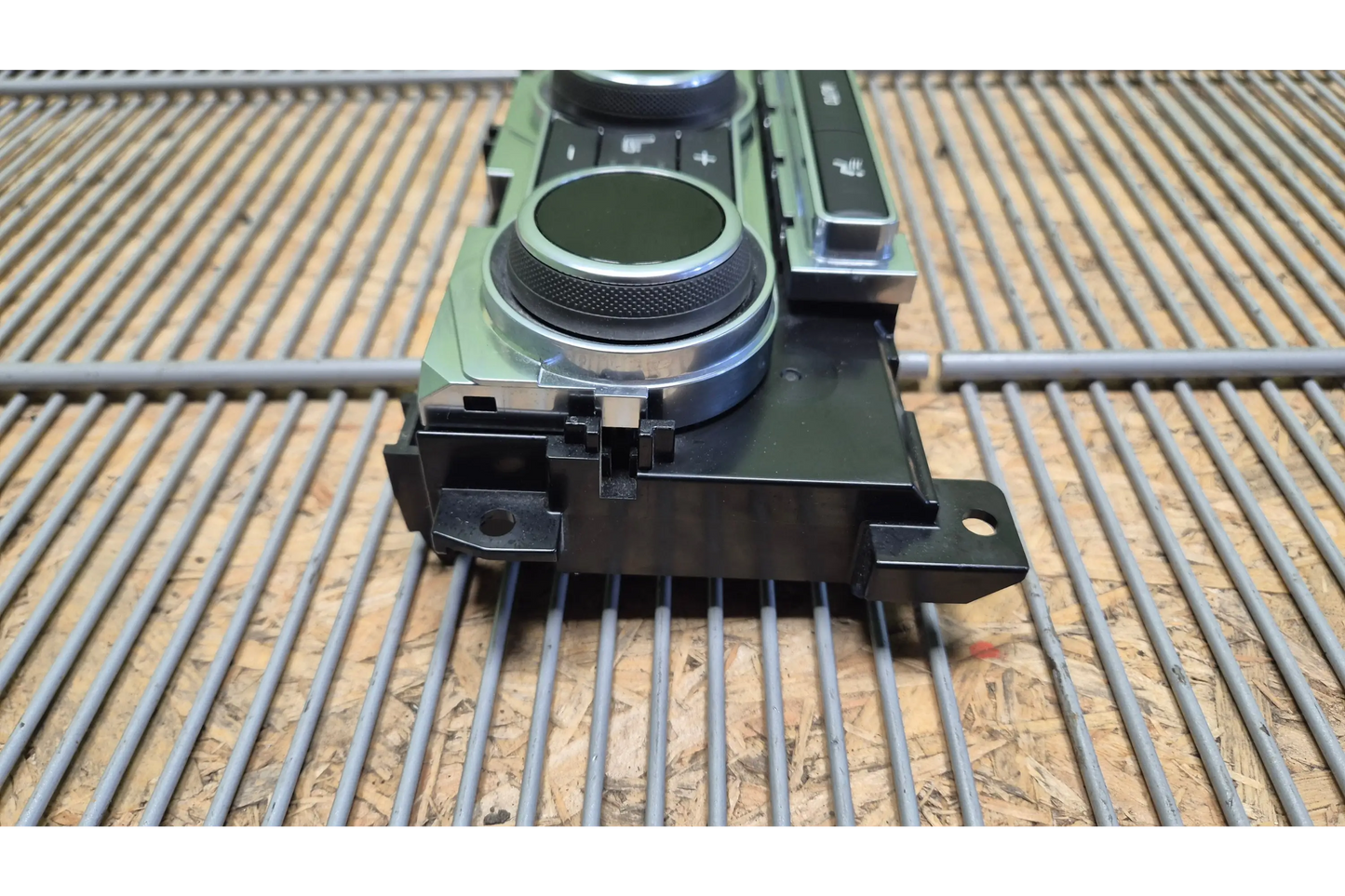 LAN ROVER RANGE ROVER IV L405 Heater control unit - heater control