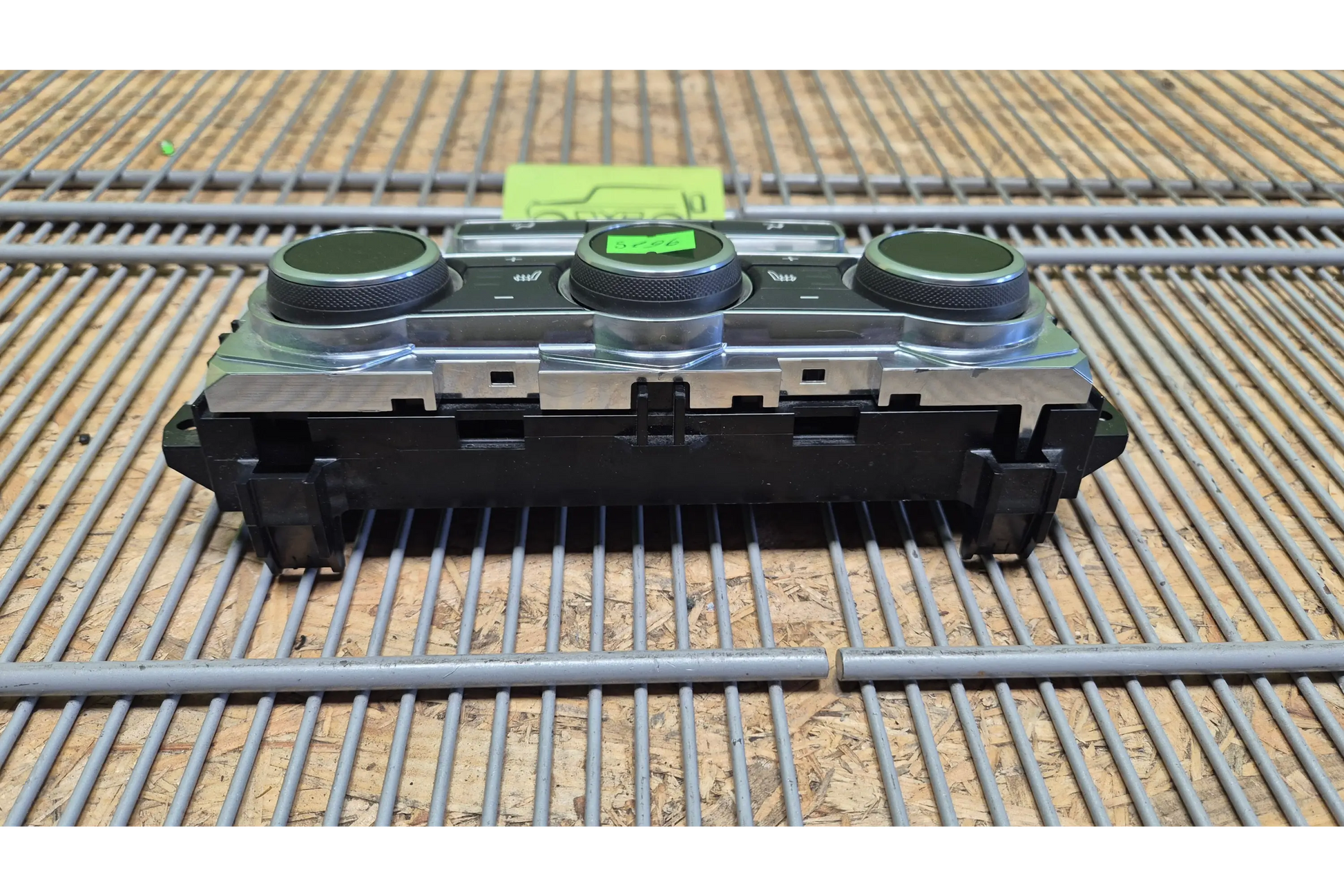LAN ROVER RANGE ROVER IV L405 Heater control unit - heater control