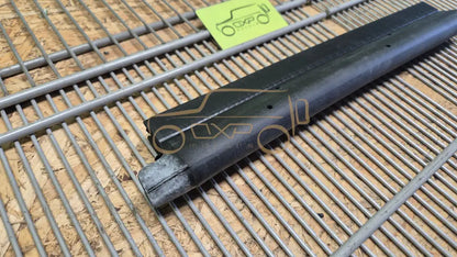 LAND ROVER RANGE ROVER IV L405 Hood seal left - hood seal