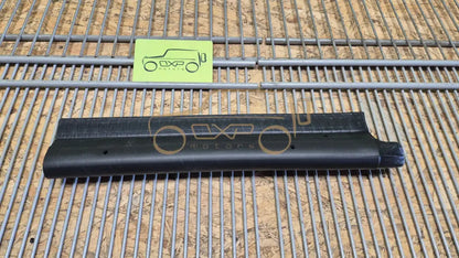 LAND ROVER RANGE ROVER IV L405 Hood seal right - hood seal