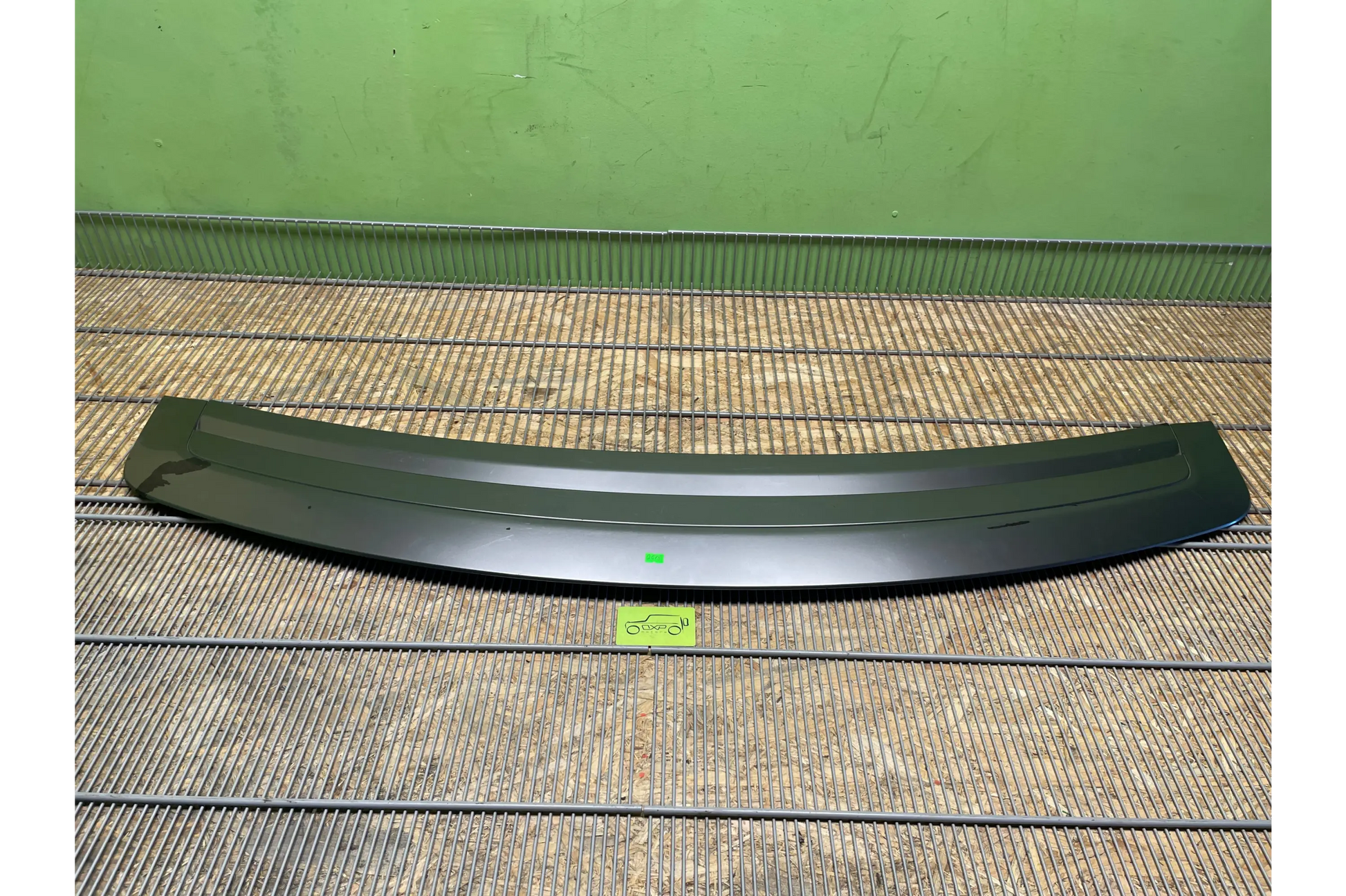 Land Rover Range Rover L405 bonnet spoiler - bonnet spoiler