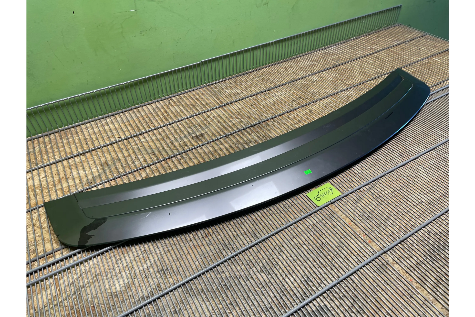 Land Rover Range Rover L405 bonnet spoiler - bonnet spoiler