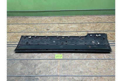 Land Rover Range Rover L405 Door Panel Trim Strip Front Left - door trim