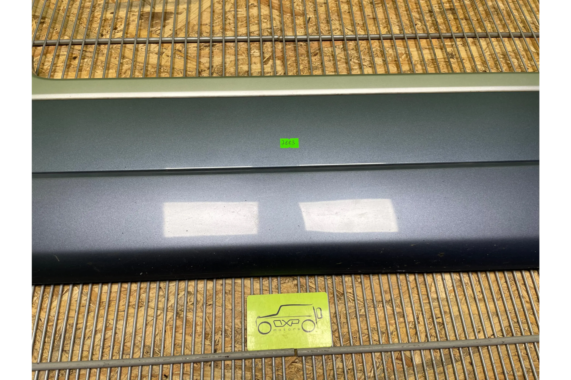 Land Rover Range Rover L405 Door Panel Trim Strip Front Left - door trim