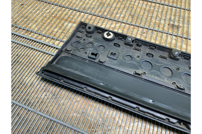 Land Rover Range Rover L405 Door Panel Trim Strip Front Left - door trim