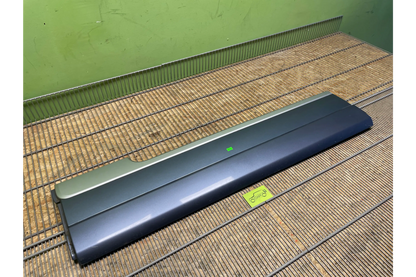 Land Rover Range Rover L405 Door Panel Trim Strip Front Left - door trim