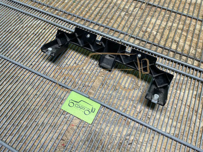 LAND ROVER RANGE ROVER lV L405 rear bumper bracket - rear bumper
