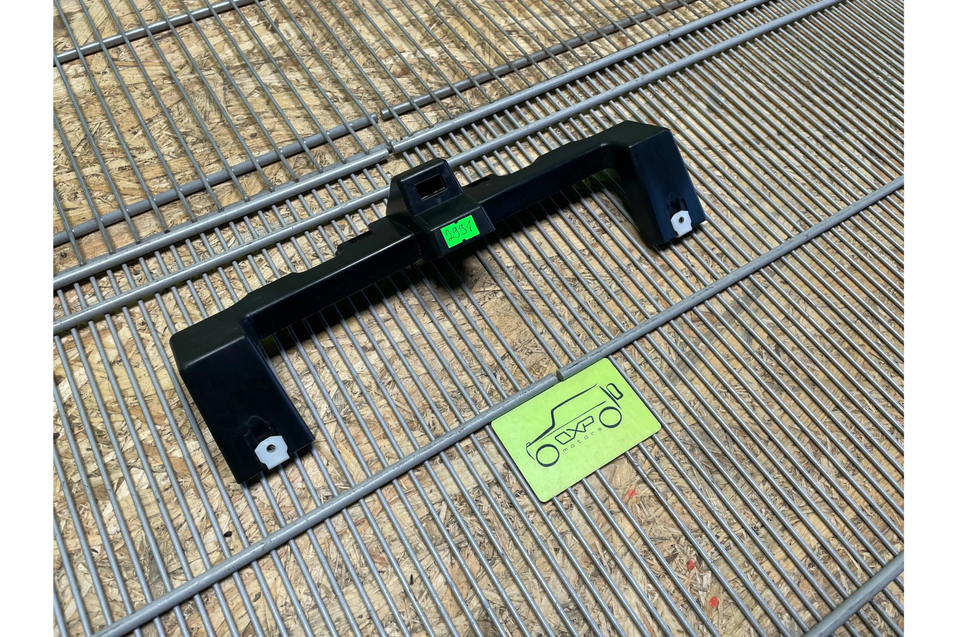 LAND ROVER RANGE ROVER lV L405 rear bumper bracket - bumper bracket