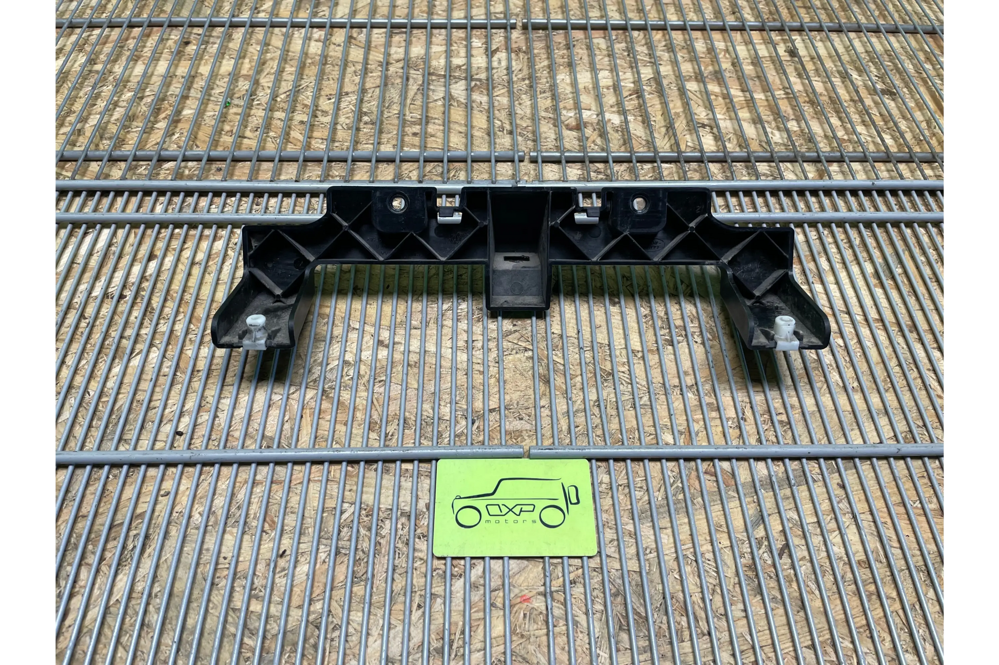 LAND ROVER RANGE ROVER lV L405 rear bumper bracket - bumper bracket