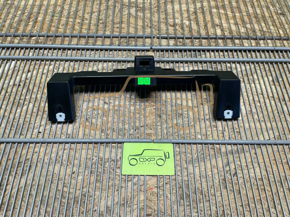 LAND ROVER RANGE ROVER lV L405 rear bumper bracket - rear bumper