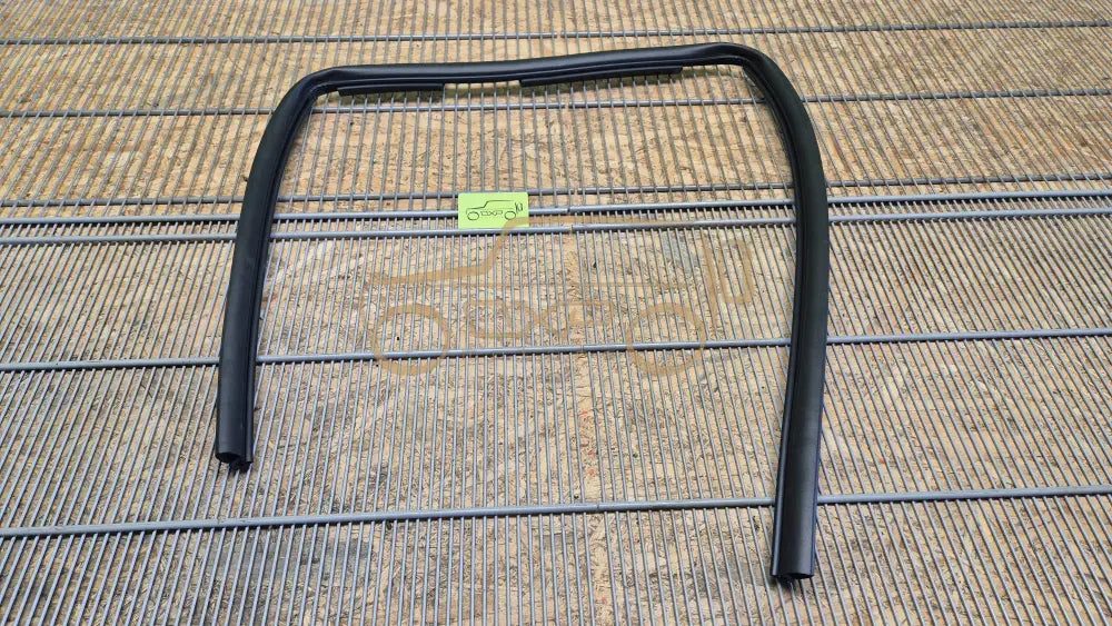 LAND ROVER RANGE ROVER Sport Hood bonnet forward weatherstrip seal - weatherstrip